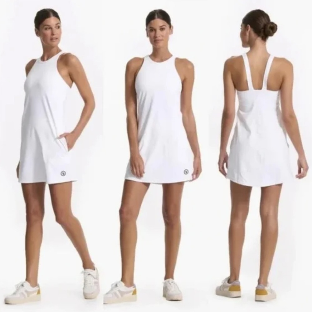 VUORI Volley Dress White Tank Mini Pockets Built -In Bra Women Size Small NEW
